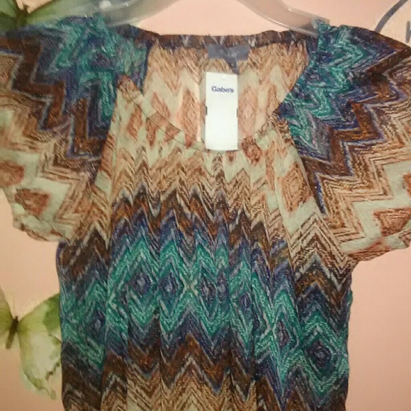Daisy Fuentes Tops - Daisy Fuentes Multi Color Semi Sheer Chevron Tunic